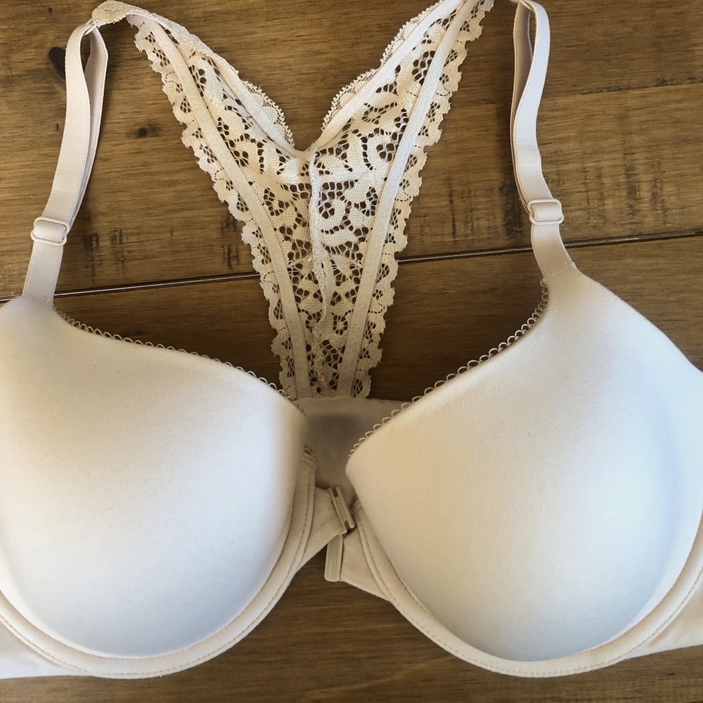 Victoria’s Secret perfect coverage racerback bra- 34DD